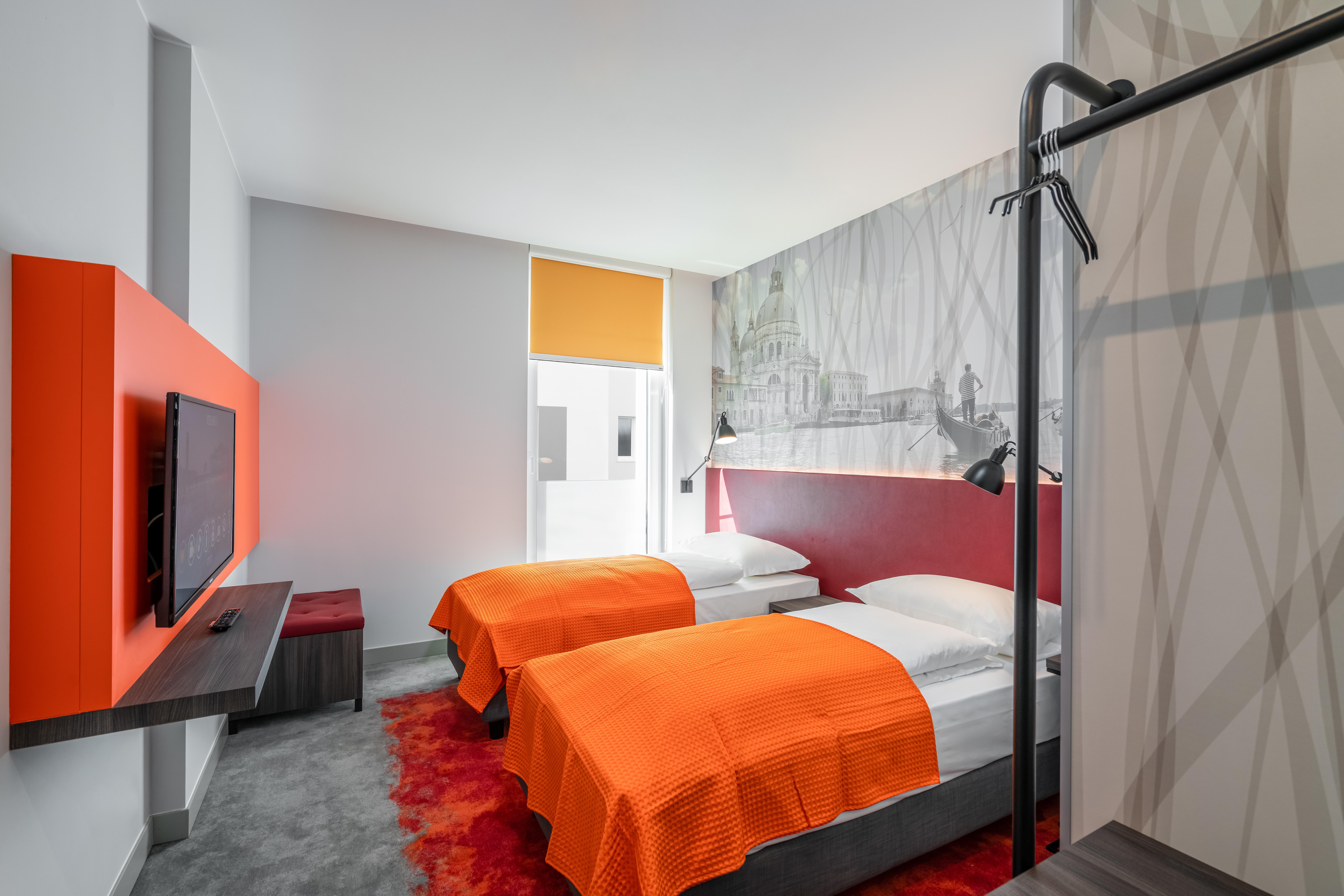 Hotel Campanile South Wien