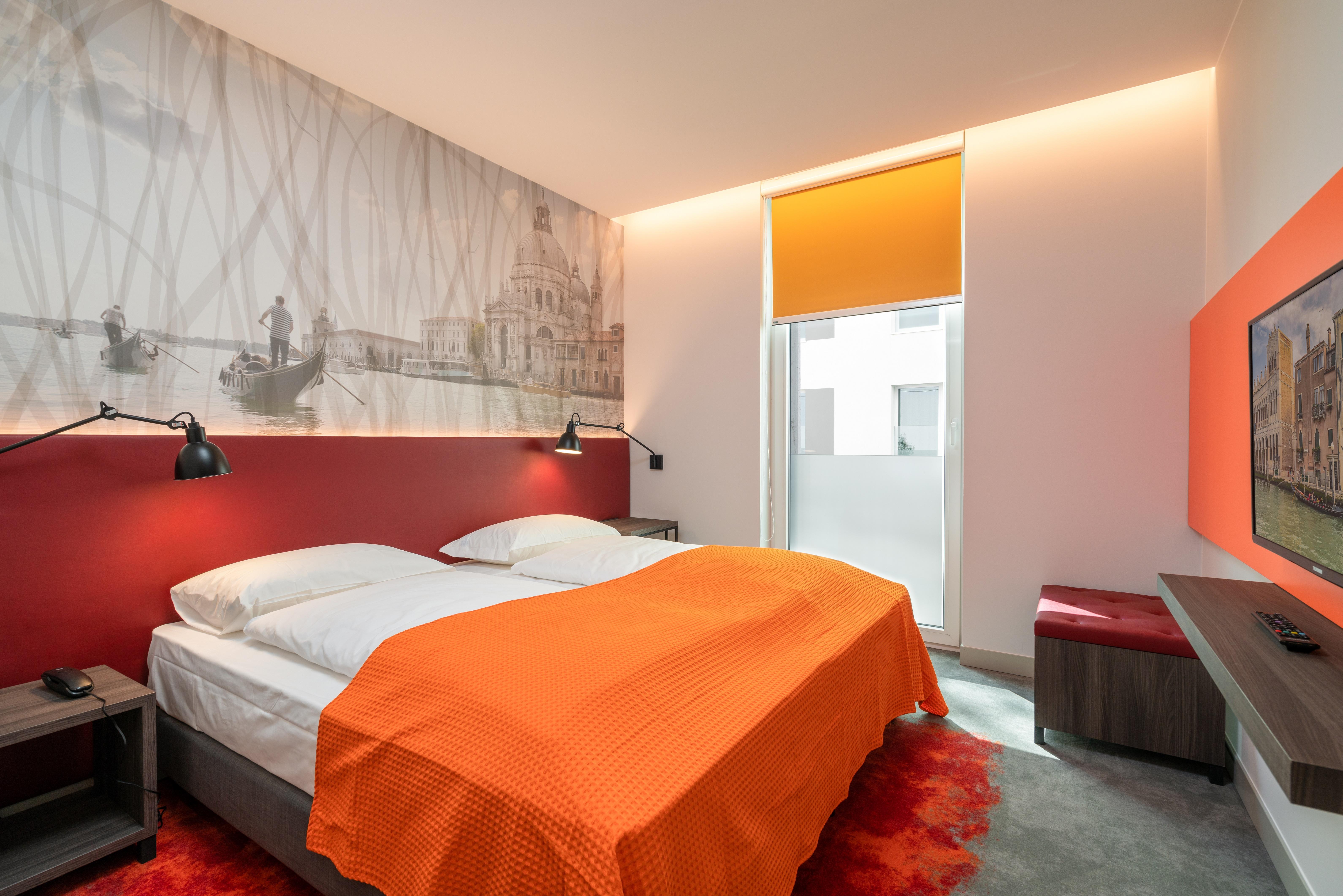 Campanile South 3* Wien